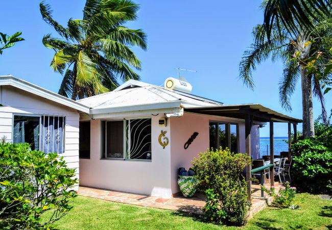La maison vue de l'extérieur La maison