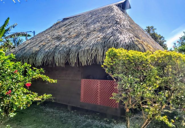Le bungalow avec salle de bain privée Le bungalow