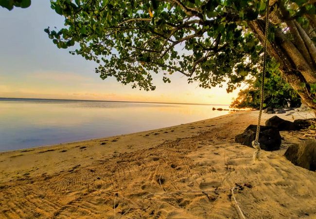 Maison à Haapiti - MOOREA - Fenua Rahi Beachfront