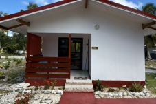 Studio à Rotoava -  FAKARAVA - Fare Tuaniu Iti 