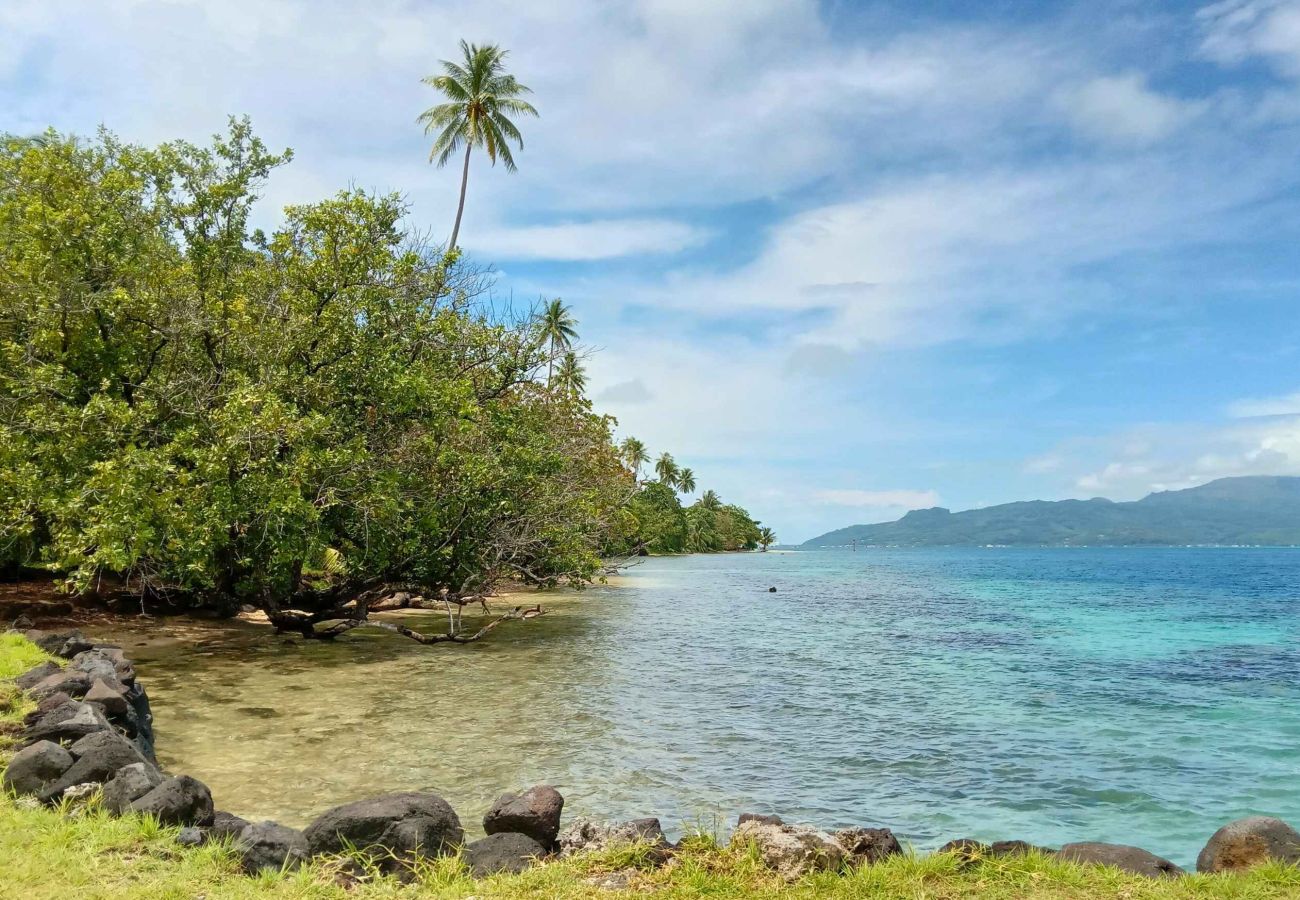 Villa in Poutoru - TAHAA - Private Beach & Snorkeling Villa