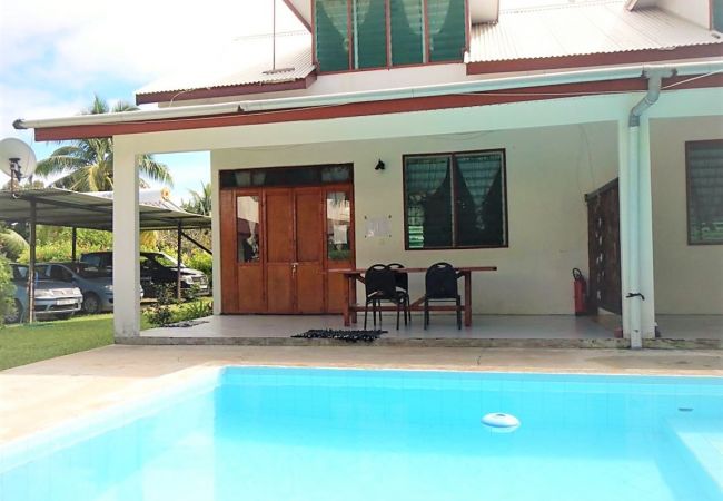 House in Fare - HUAHINE - Fare Ninamu Pool n°1 + Car House in Fare - HUAHINE - Fare Ninamu Pool n°1 + Car