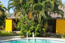 Bungalow in Fare - HUAHINE - Bungalow Arii + Breakfast 1 