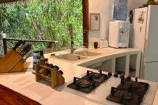Bungalow in Teahupoo - TAHITI ITI - Saltwater Family Huts