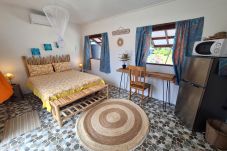 Bungalow in Fakarava  - FAKARAVA -  Bungalow SeaBreeze  1