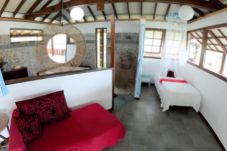 Terraced House in Opoa - RAIATEA-Fare Oviri 2- Ylang Ylang 